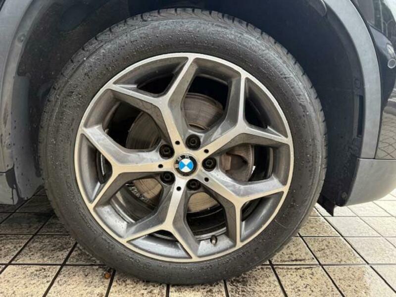 X1