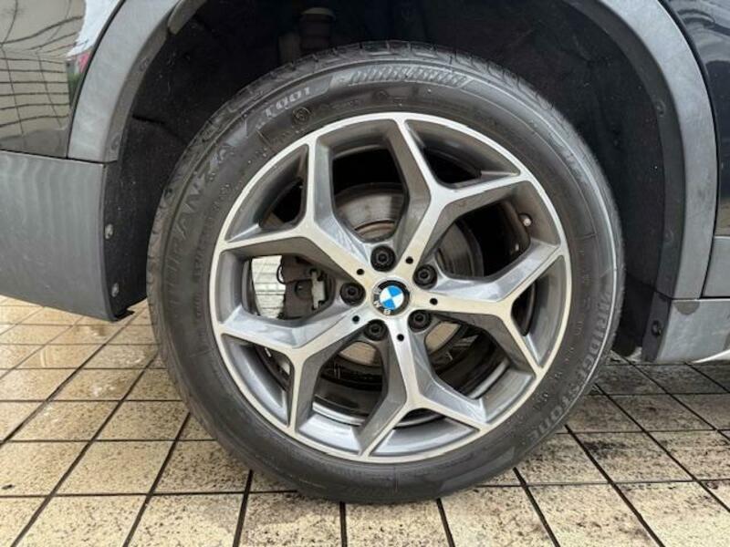X1