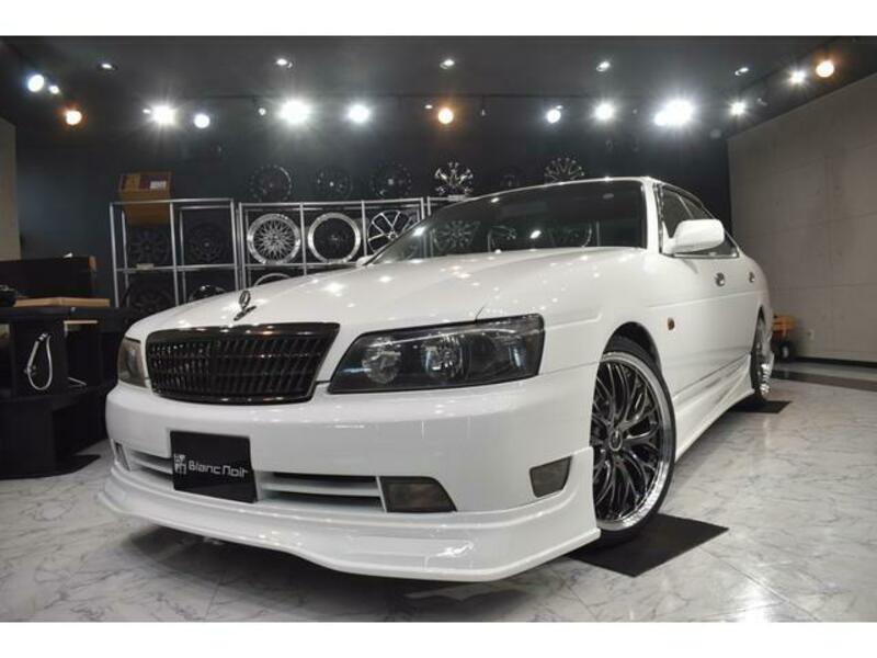 NISSAN LAUREL