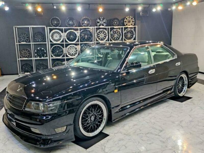 NISSAN LAUREL