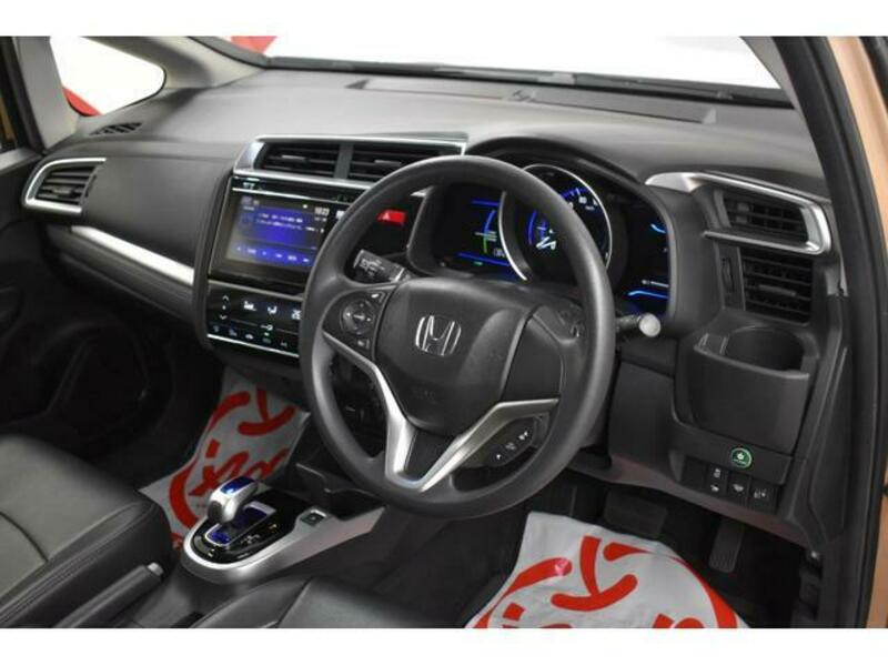 FIT HYBRID