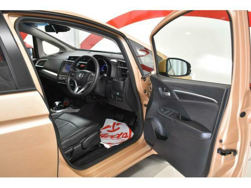 FIT HYBRID