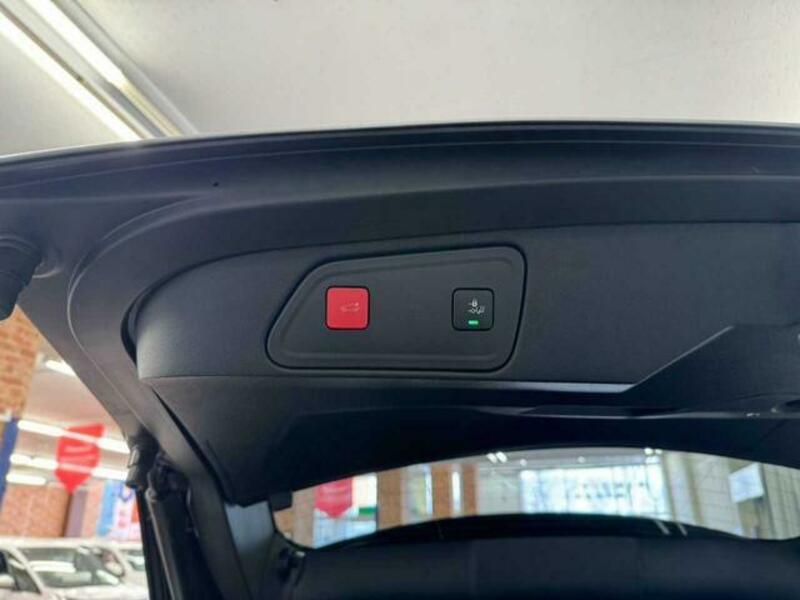 3008