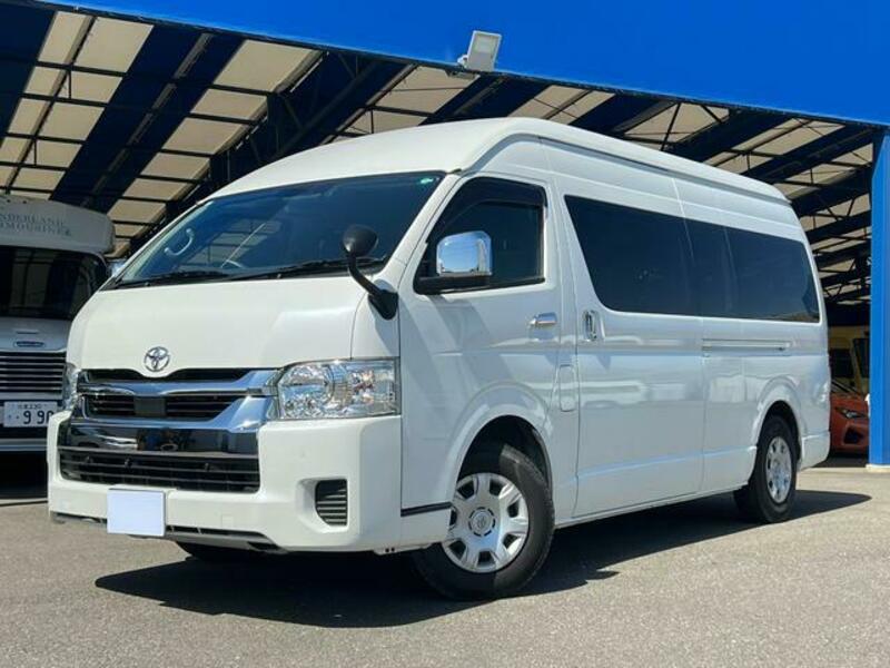 TOYOTA HIACE WAGON