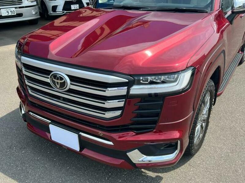 LAND CRUISER