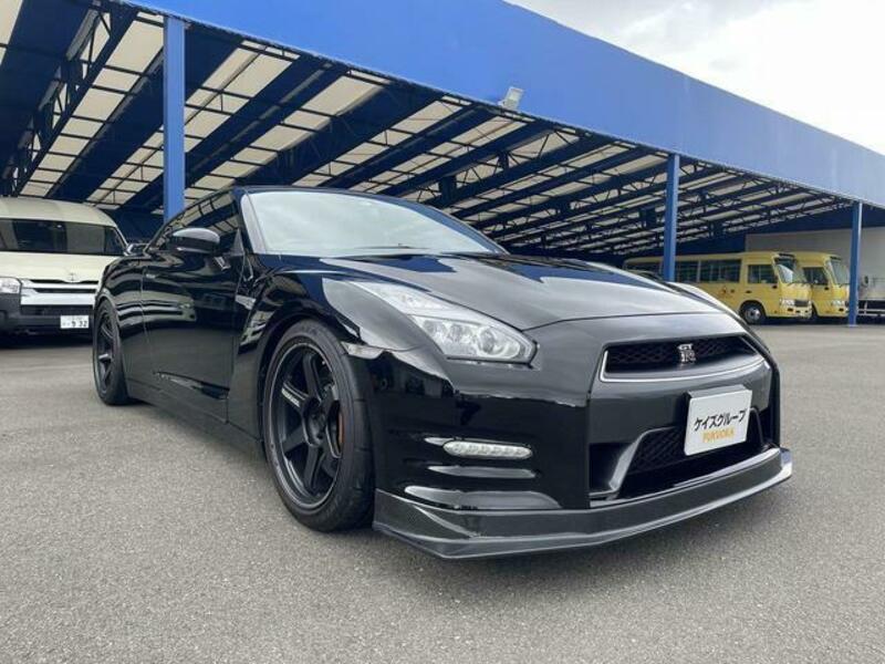 GT-R