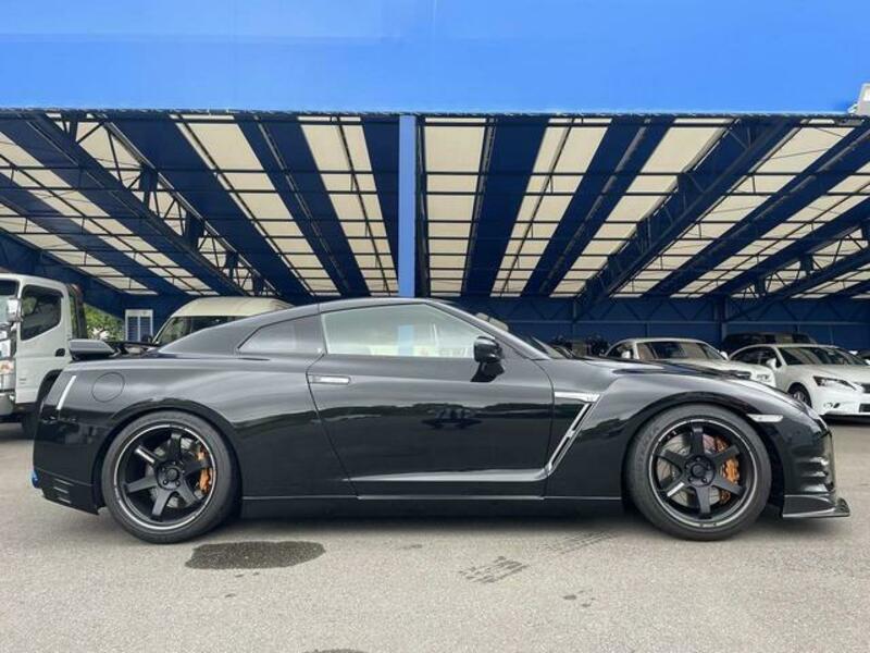 GT-R