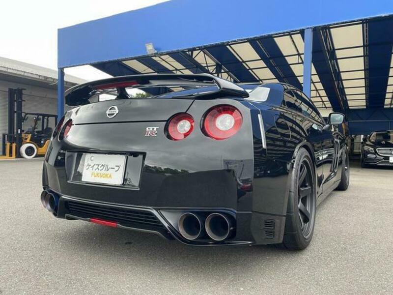 GT-R