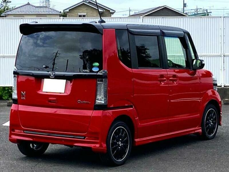N BOX CUSTOM