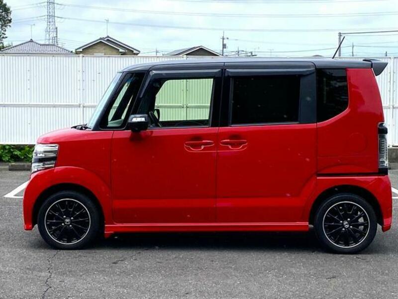 N BOX CUSTOM