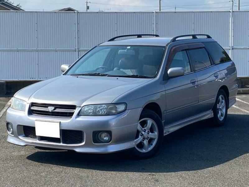 NISSAN AVENIR