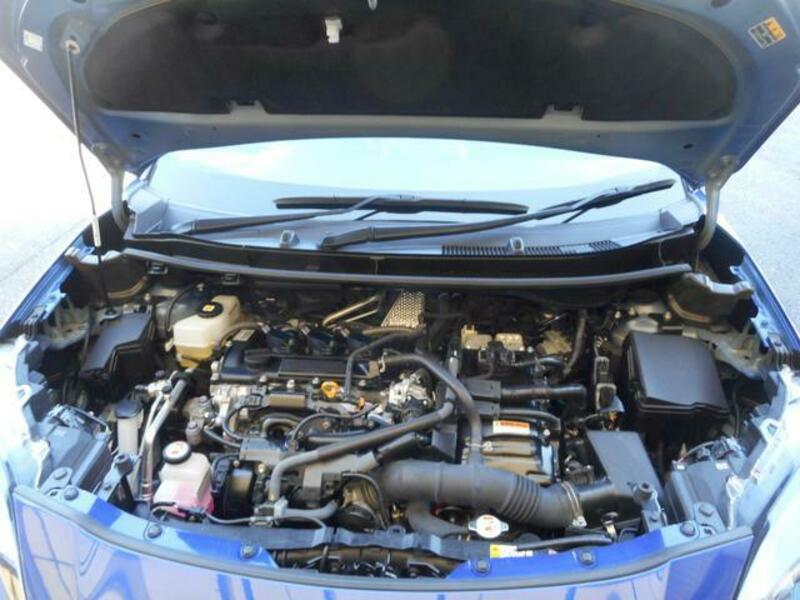 YARIS CROSS
