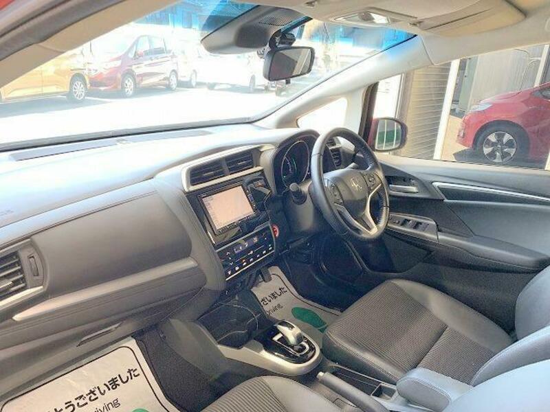FIT HYBRID