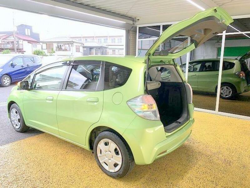 FIT HYBRID
