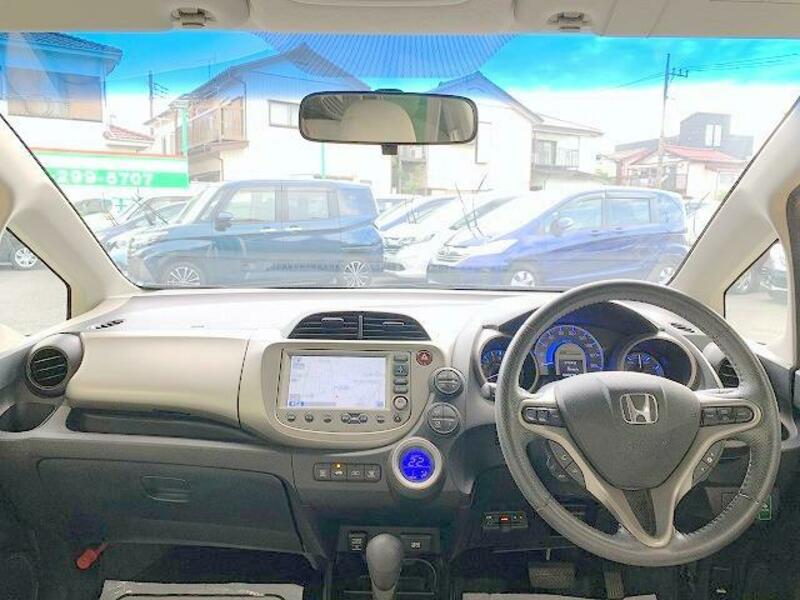 FIT HYBRID
