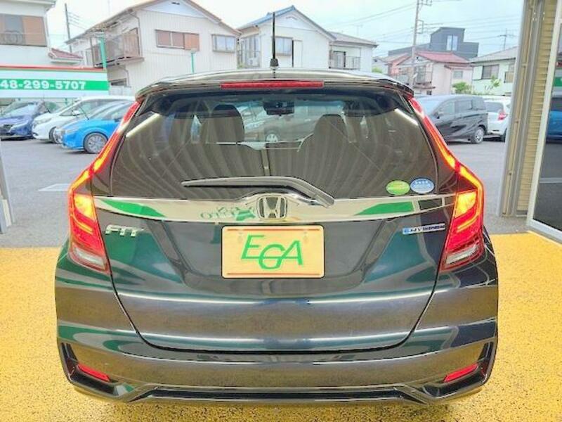 FIT HYBRID