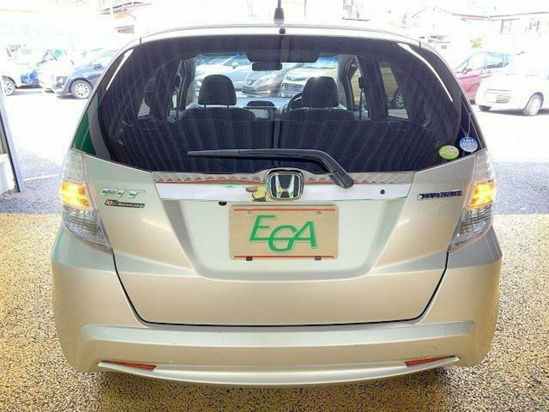 FIT HYBRID