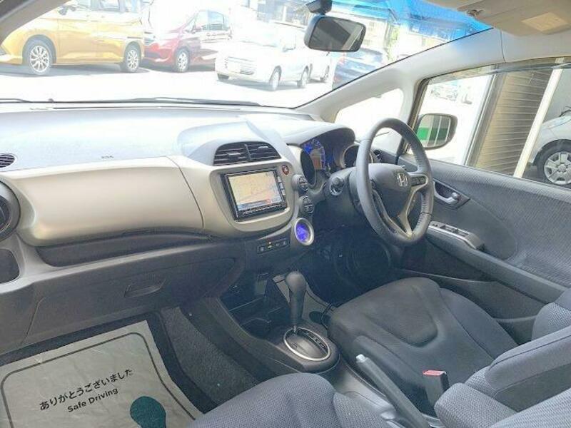 FIT HYBRID