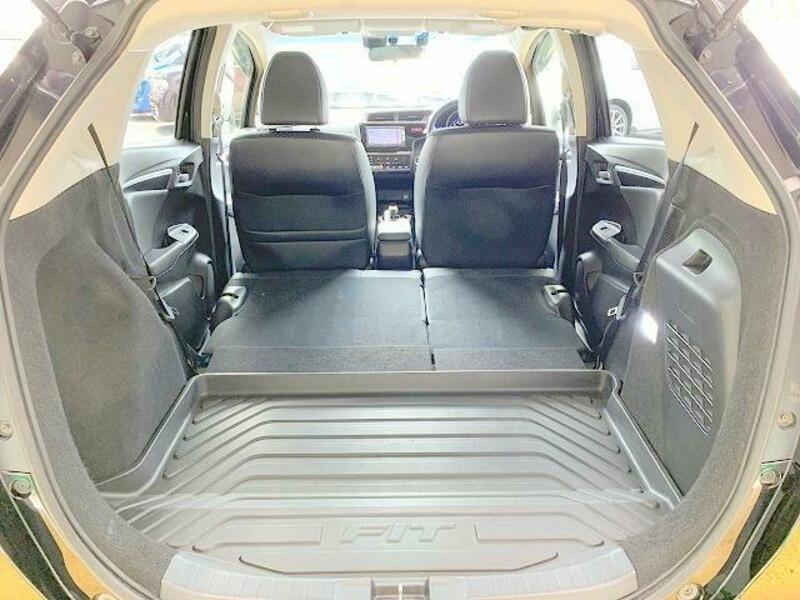FIT HYBRID