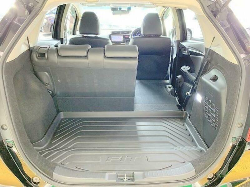 FIT HYBRID