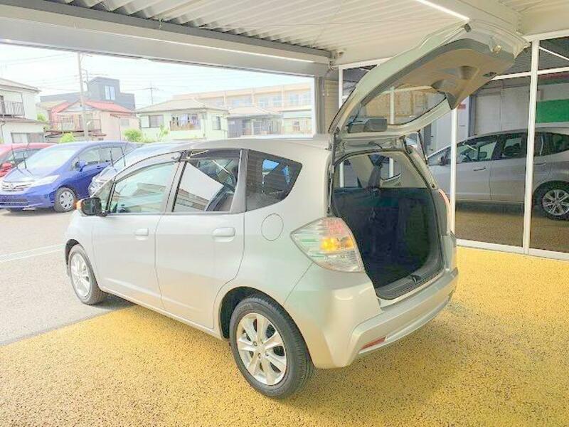 FIT HYBRID