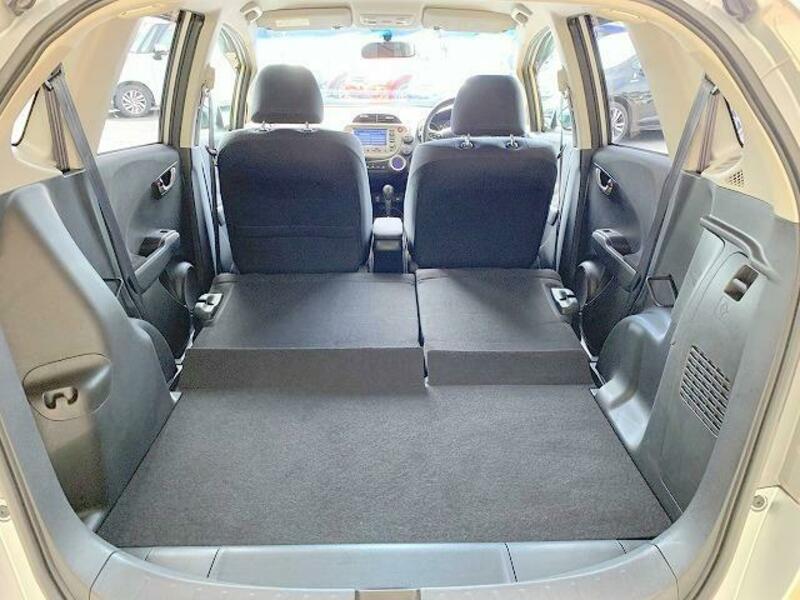 FIT HYBRID