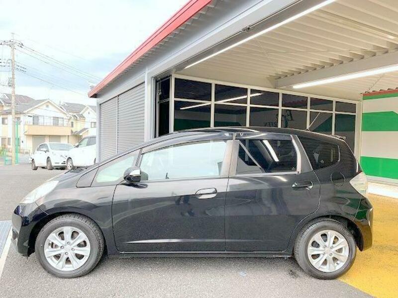 FIT HYBRID