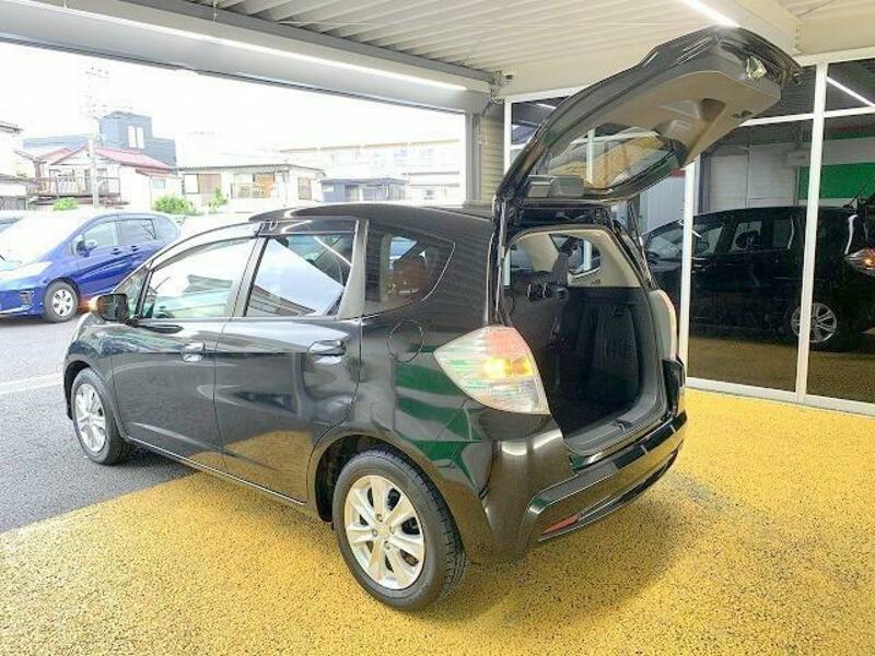 FIT HYBRID