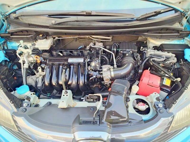 FIT HYBRID