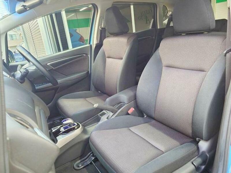 FIT HYBRID