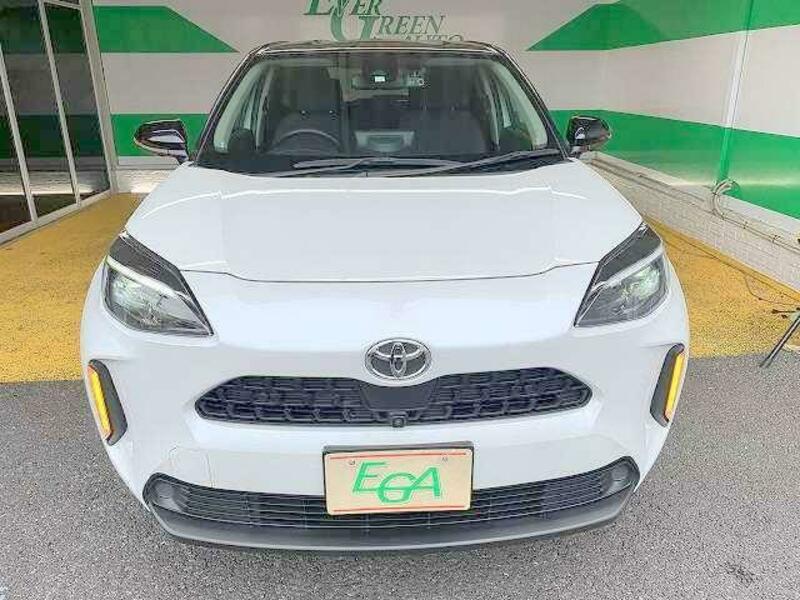 YARIS CROSS