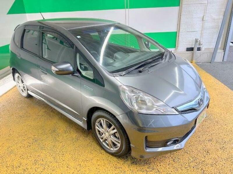 FIT HYBRID