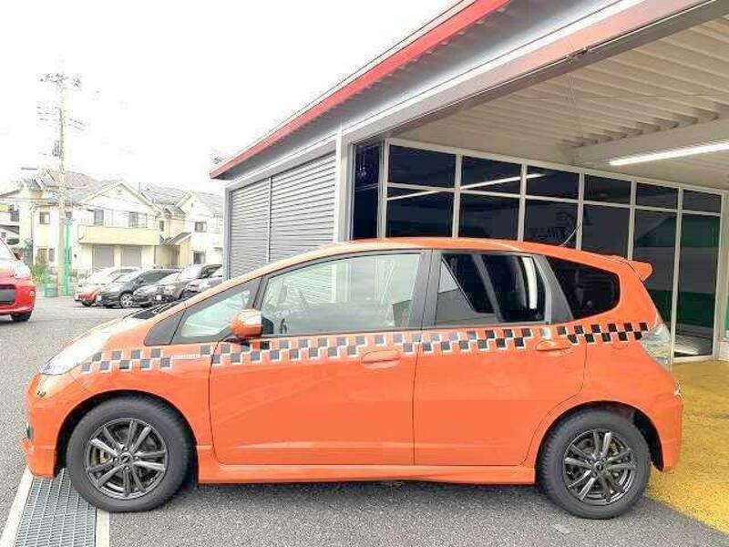 FIT HYBRID
