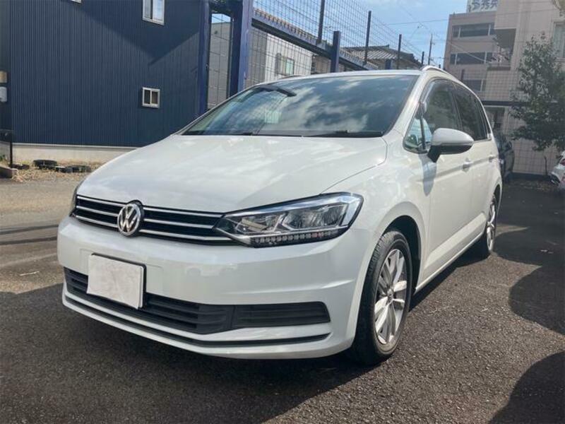 VOLKSWAGEN GOLF TOURAN