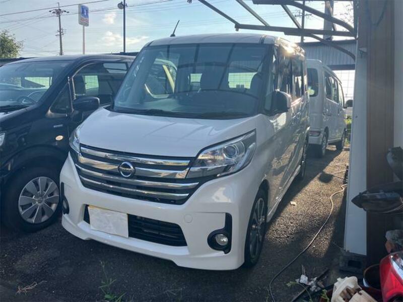 NISSAN DAYZ ROOX