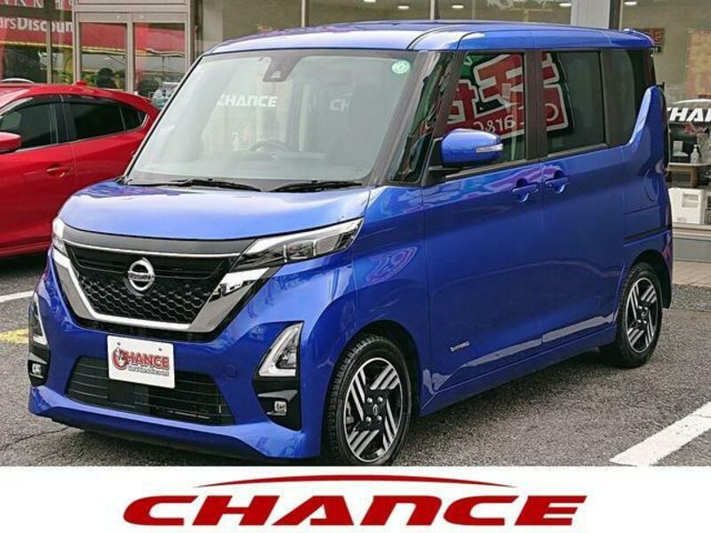 NISSAN ROOX
