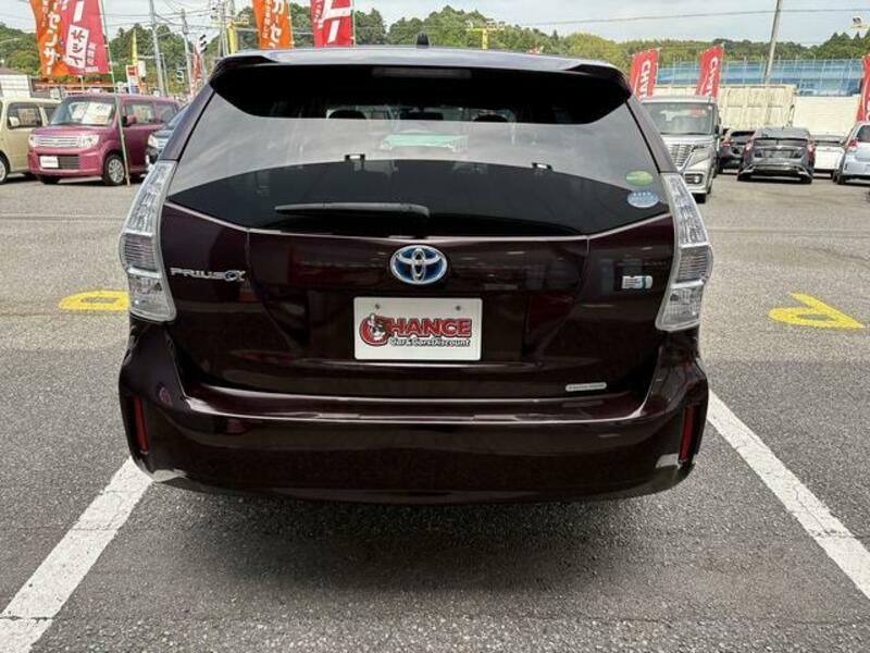 PRIUS ALPHA