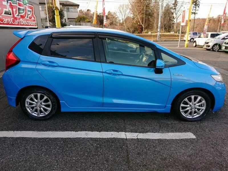 FIT HYBRID
