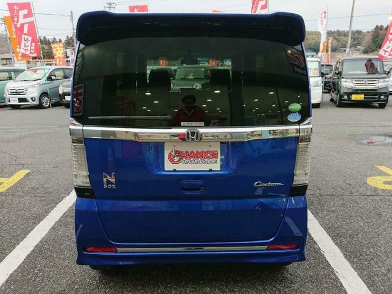 N BOX CUSTOM