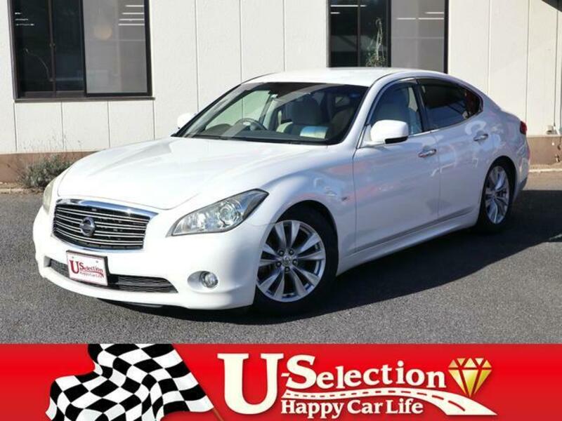 NISSAN FUGA