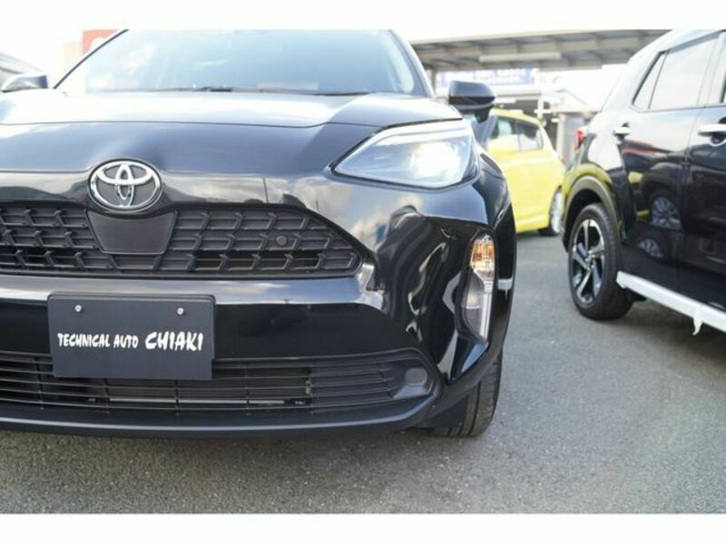 YARIS CROSS
