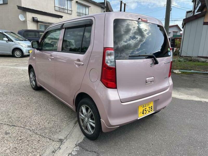 WAGON R