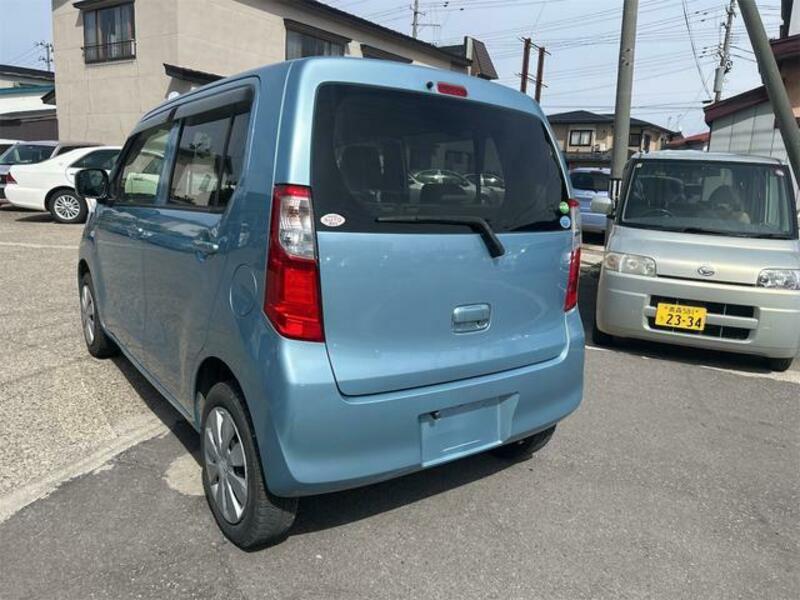 WAGON R