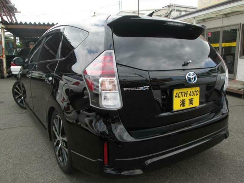 PRIUS ALPHA