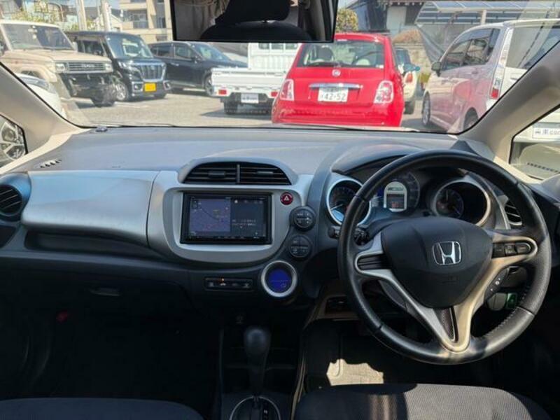 FIT HYBRID