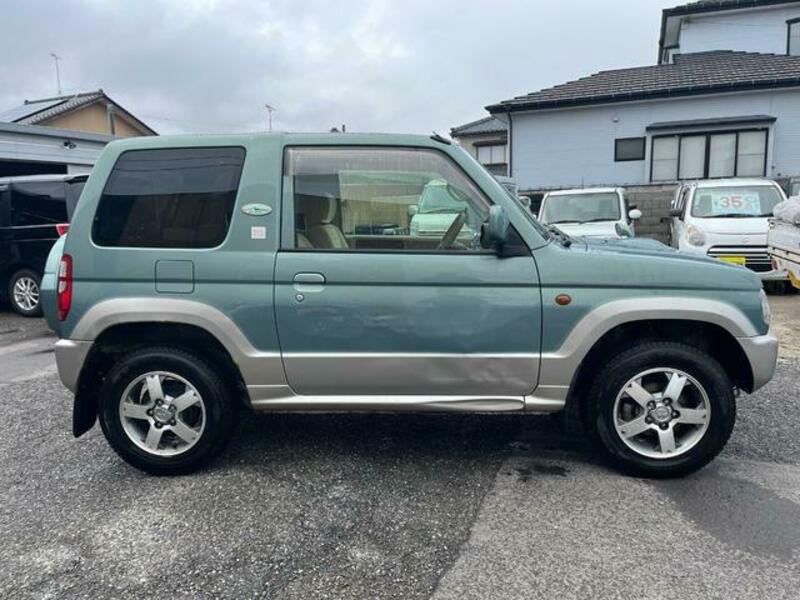 PAJERO MINI