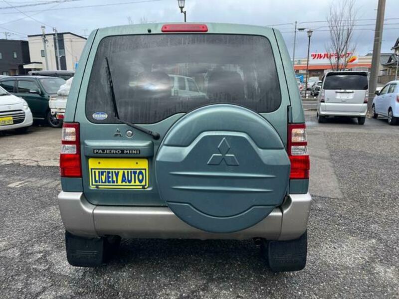 PAJERO MINI
