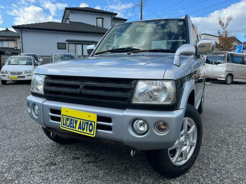 MITSUBISHI PAJERO MINI