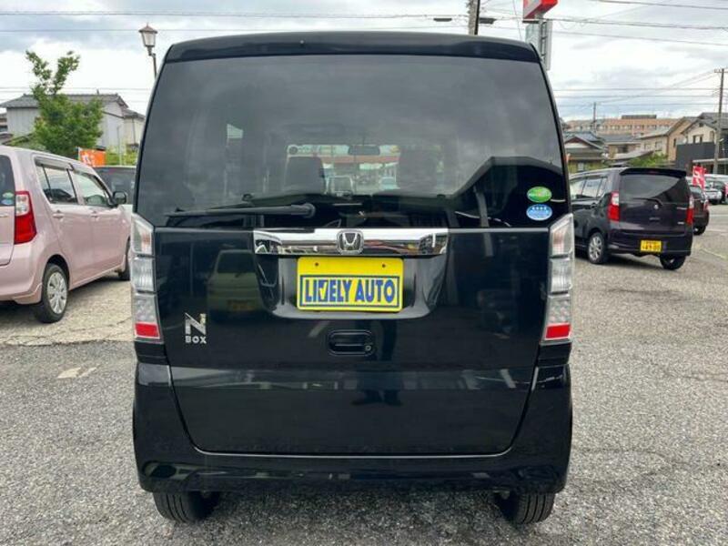 N BOX