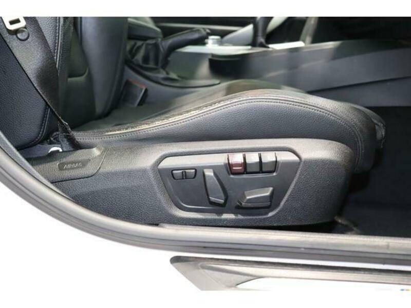 4 SERIES